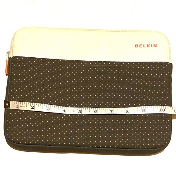 Belkin Polka Dot Tablet Zipper Case Pouch - Picture 5 of 5